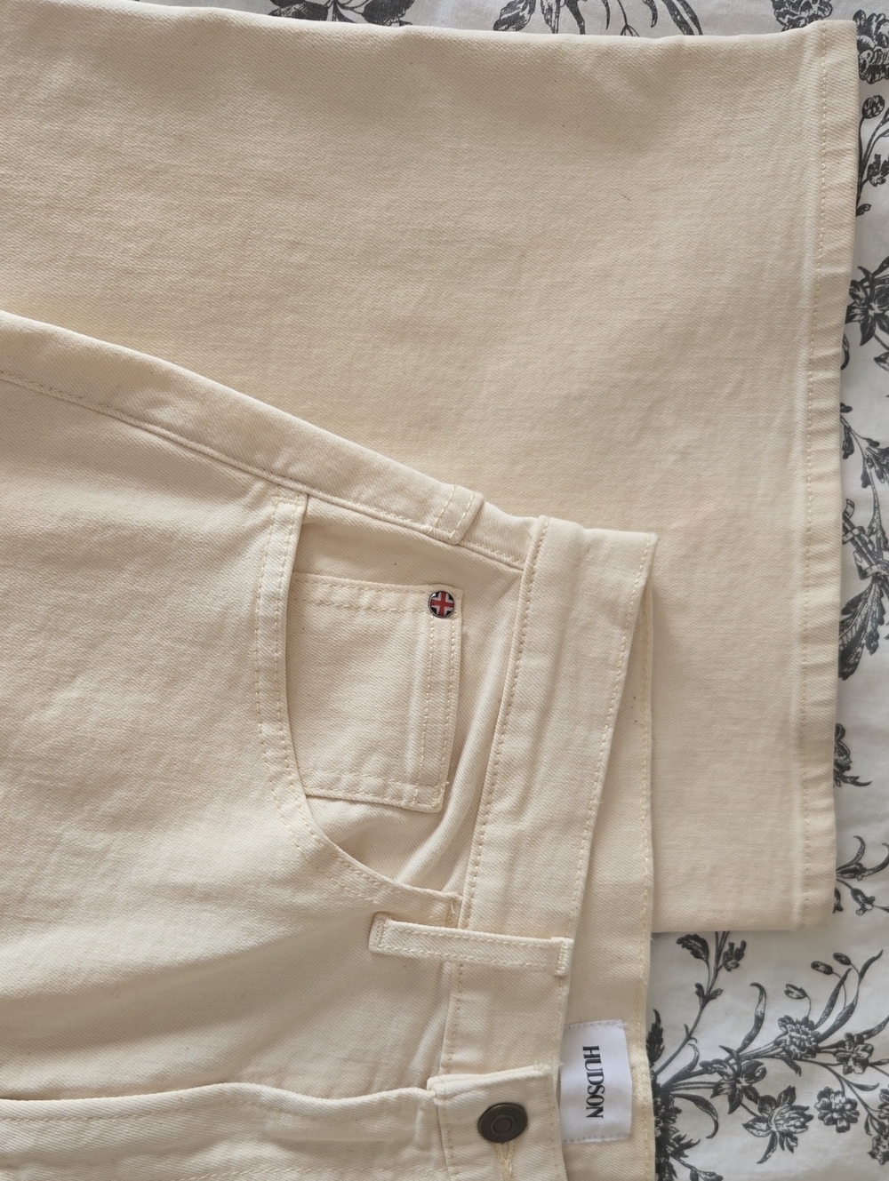 Hudson Jolene Ecru Wide Leg Jeans Women’s 28 High Rise 32” Inseam - Picture 8 of 16